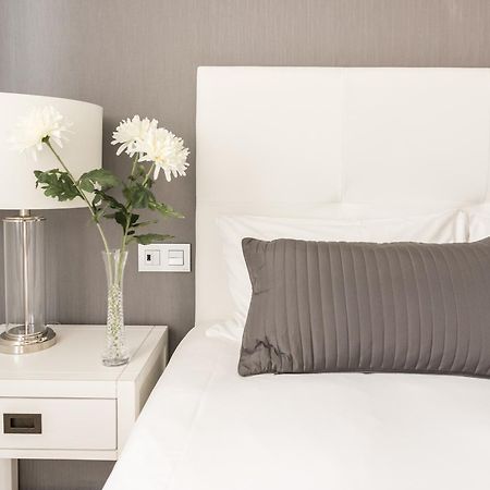 Latina Suite Мадрид Экстерьер фото