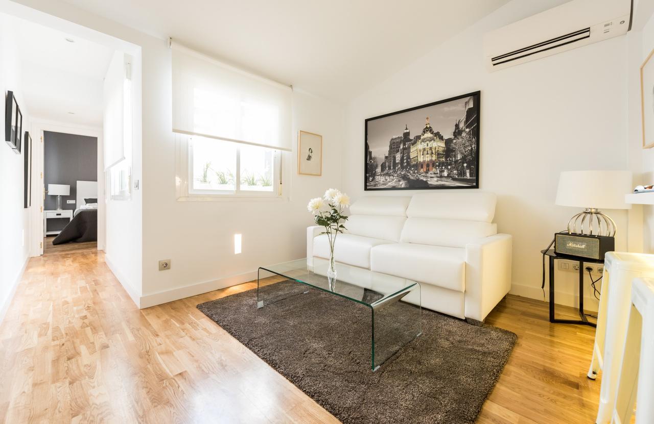 Latina Suite Мадрид Экстерьер фото